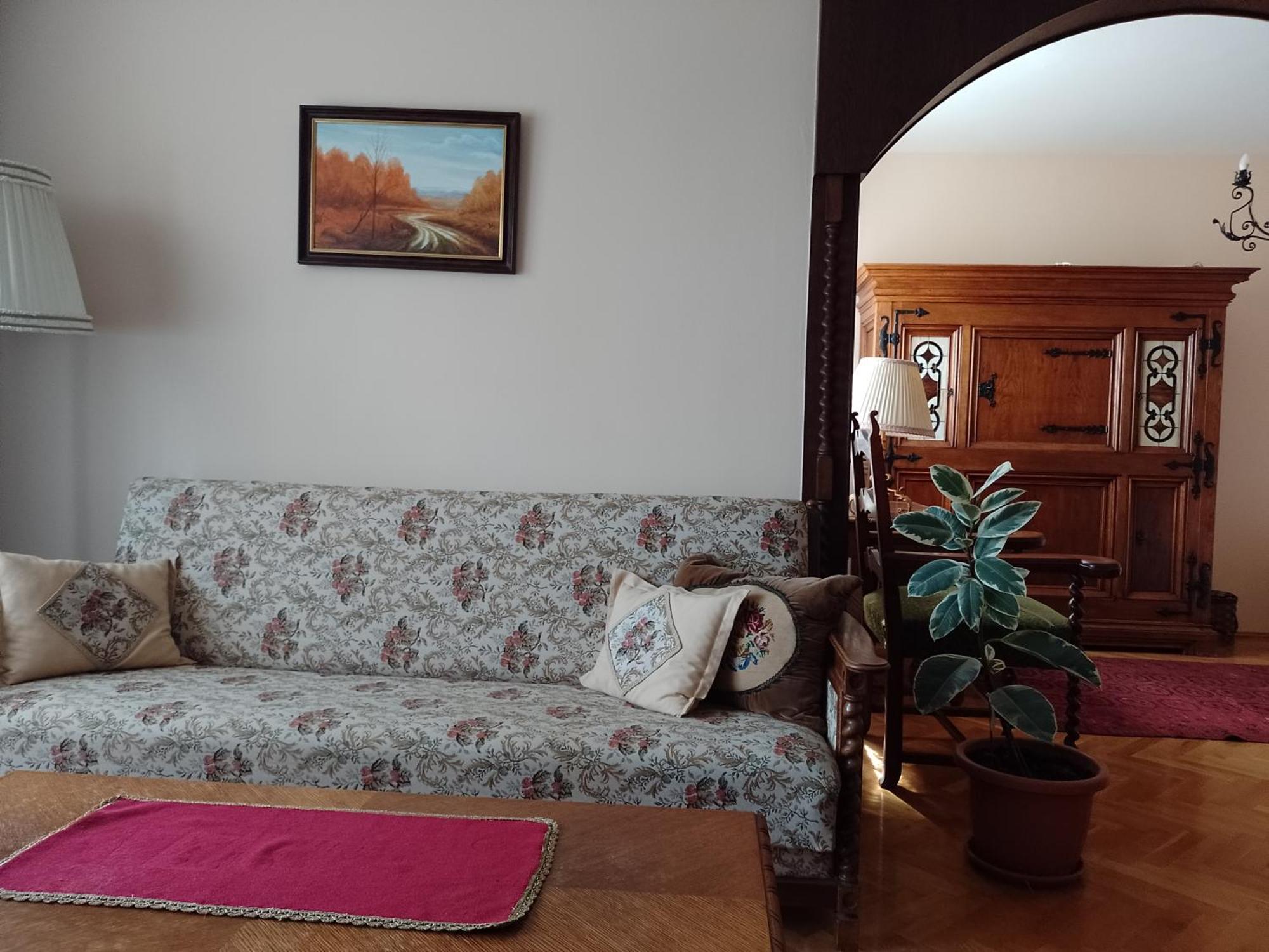 Belvarosi Classic Apartman 85 Square Meters Szombathely Ngoại thất bức ảnh